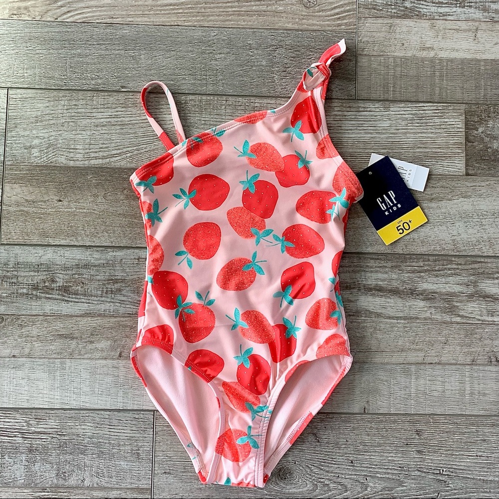 NWT Gap Girl’s Strawberry One Piece Swimsuit